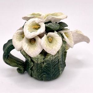 Miniature Calla Lily Teapot Collectible ~ Dollhouse ~ Fairy Garden
